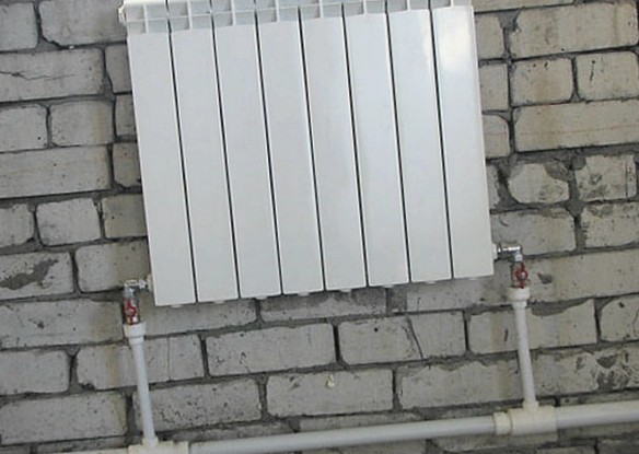 Подключение радиатора в «ленинградской» схеме с байпасом.
