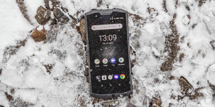Почему телефон быстро разряжается на морозе и что с этим делать