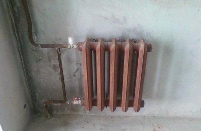 Монтаж радиаторов отопления в зависимости от стены частного дома