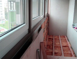 Пол балкона, утеплённый минеральными плитами